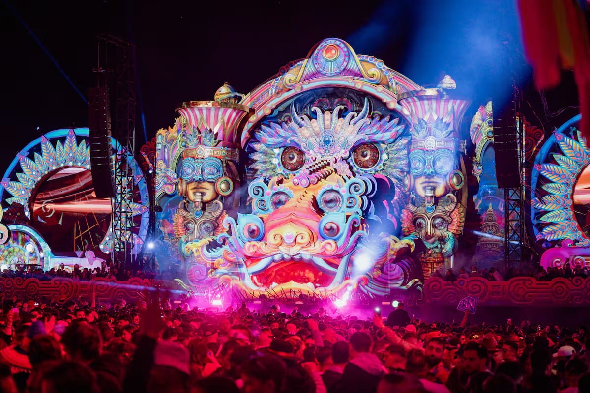 Escenario de elrow XXL
